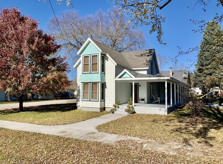 24092 Sixth St, Trempealeau, WI 54661 - photo 1