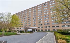Park Sutton Condominiums, Silver Spring, MD 20910 - photo 1