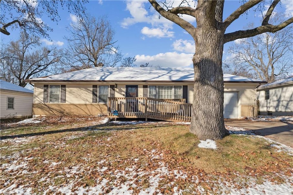 4124 S Union St, Independence, MO 64055 - photo 1