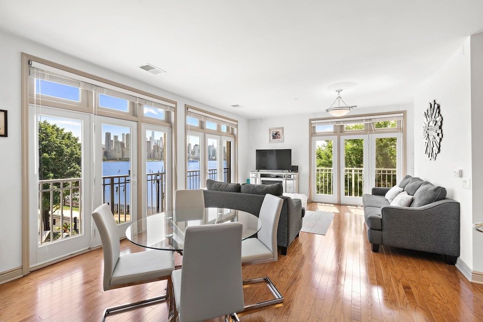 Pending $899,000 • Co-Listing Agent