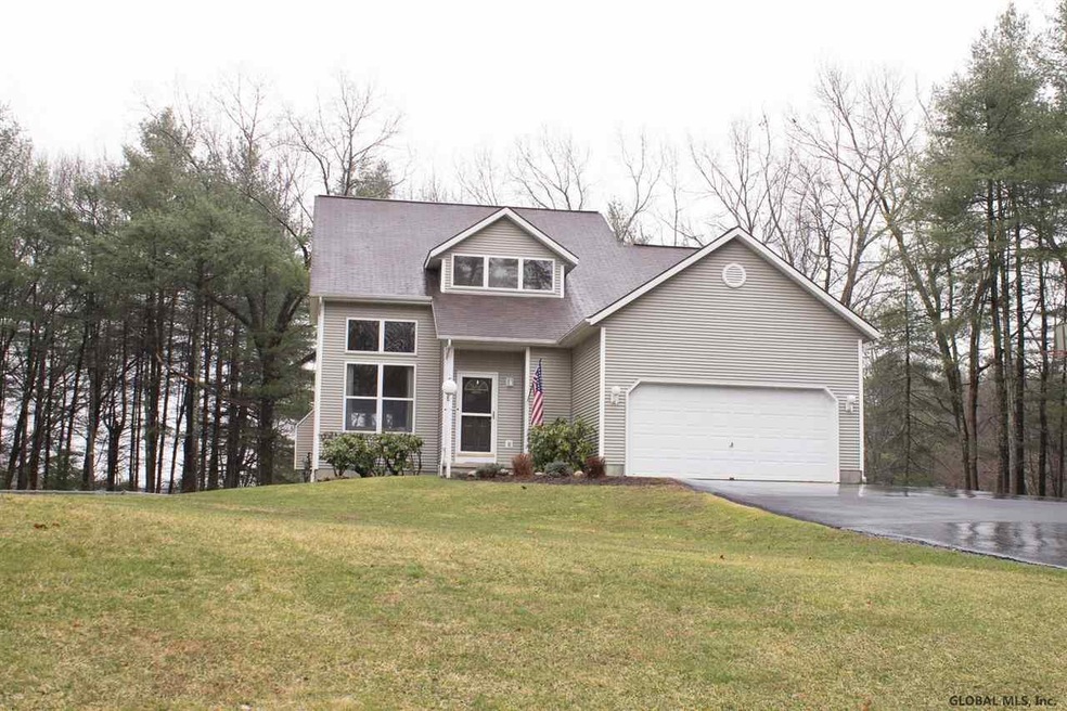 550 Acland Blvd, Ballston Spa, NY 12020 - photo 1
