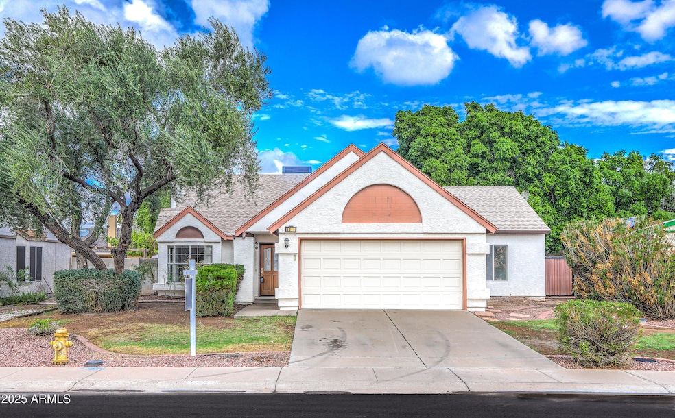 Under Contract $389,900 • Co-Listing Agent