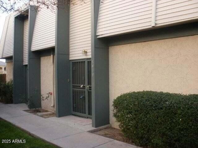 5919 W Golden Ln, Glendale, AZ 85302 - photo 1