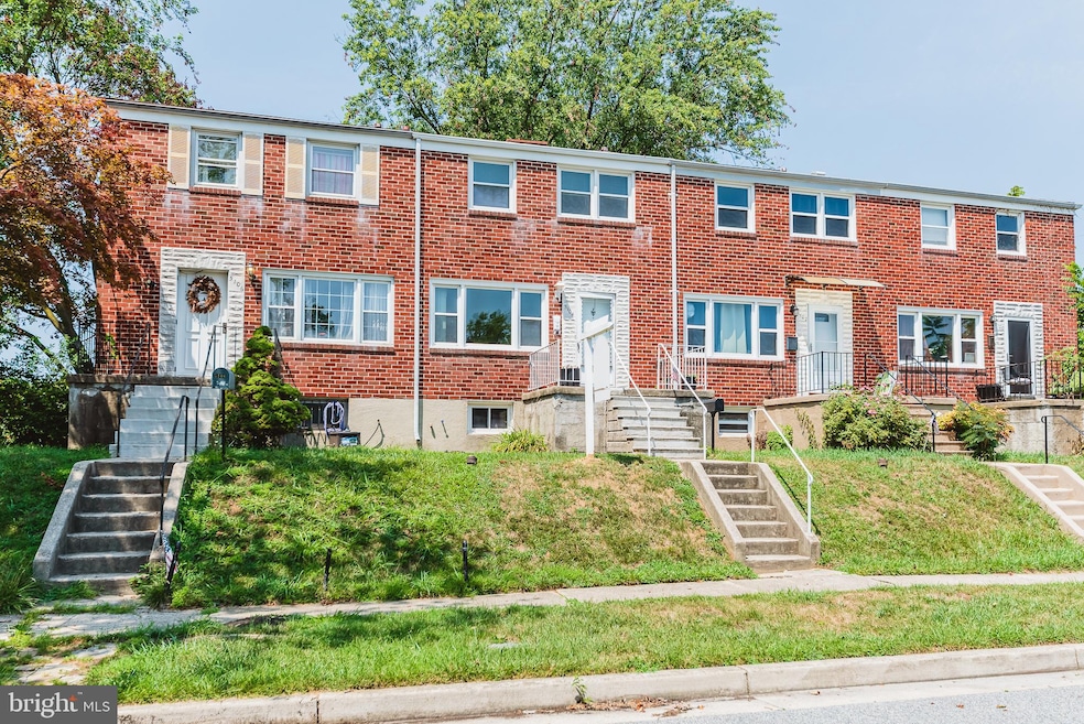 5104 Circle Place, Halethorpe, MD 21227 - photo 1