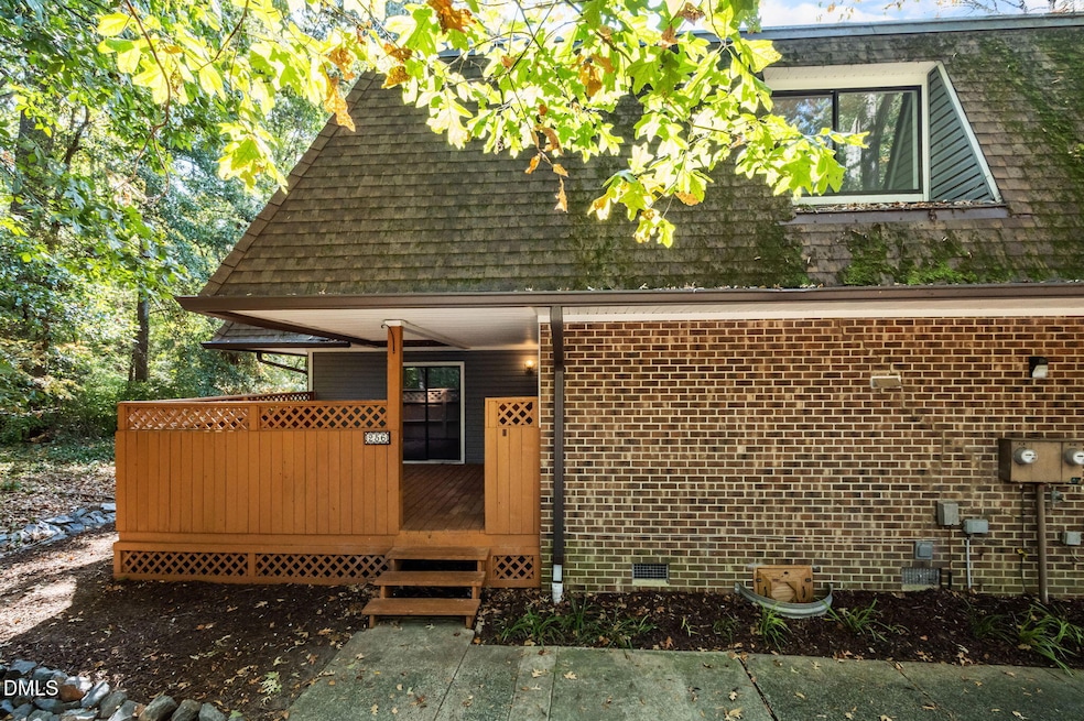 256 Brookberry Cir unit 256, Chapel Hill, NC 27517 - photo 1