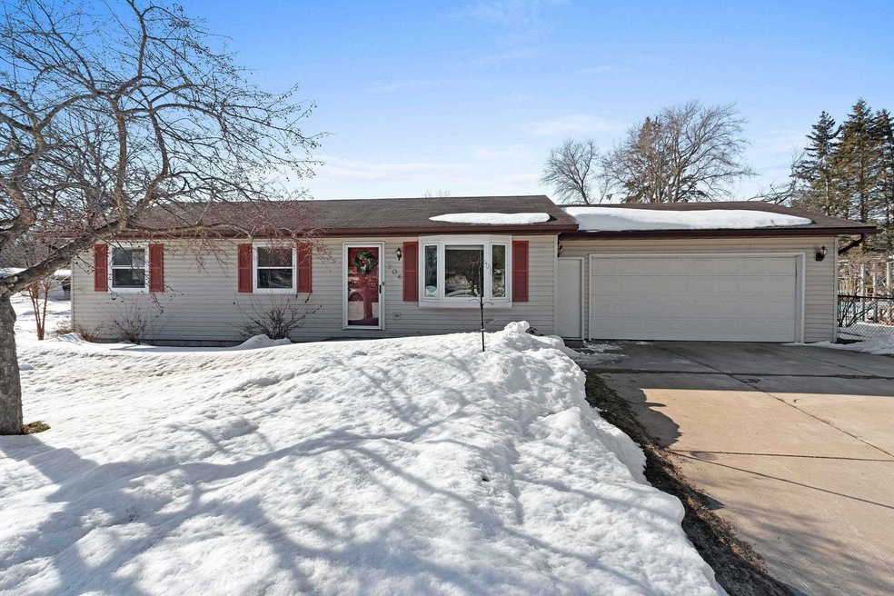 Sold $215,511 • Co-Listing Agent