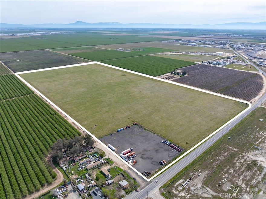 0 Beech Ave unit IG25056068, Shafter, CA 93263 - photo 1