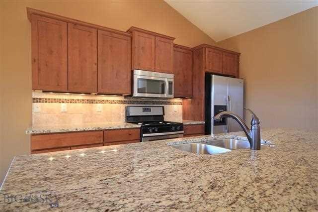 Enjoy beautiful granite counters with classic rust