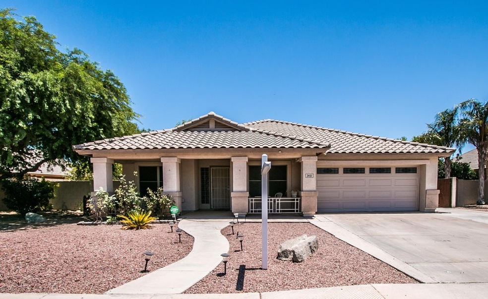 2451 E Fairview St-1