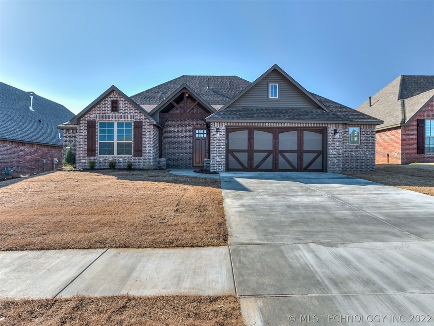 7606 E 81st Place N, Owasso, OK 74055 - photo 1