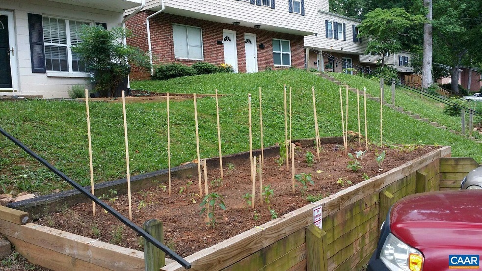 411 Valley Road Extension unit B, Charlottesville, VA 22903 - photo 1