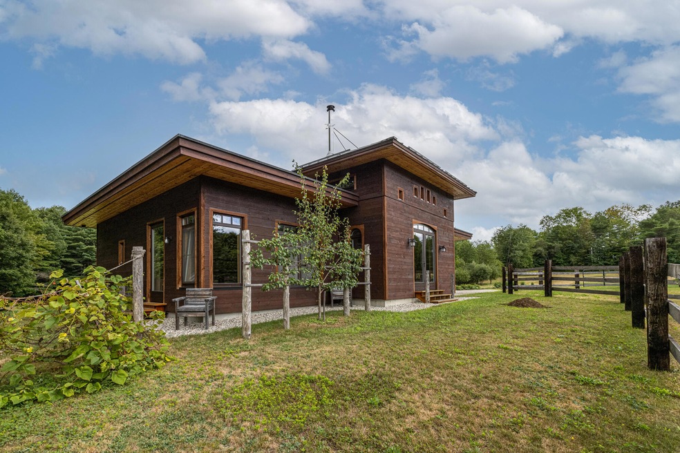 290 Hallowell Rd_W5_040