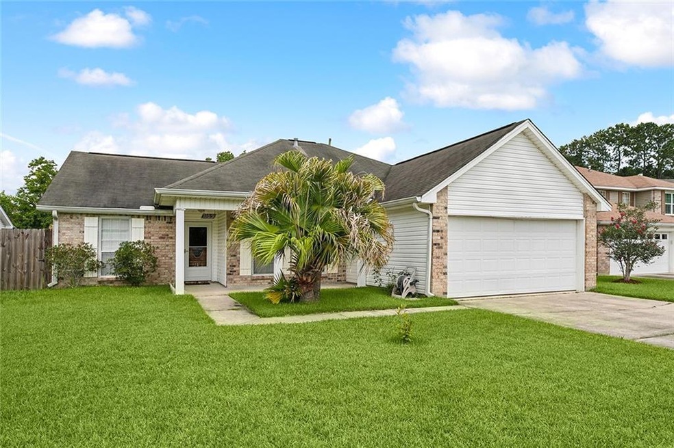 1109 Marlowe Ct, Slidell, LA 70461 - photo 1