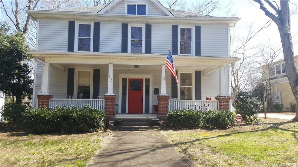 230 N Race St, Statesville, NC 28677 - photo 1