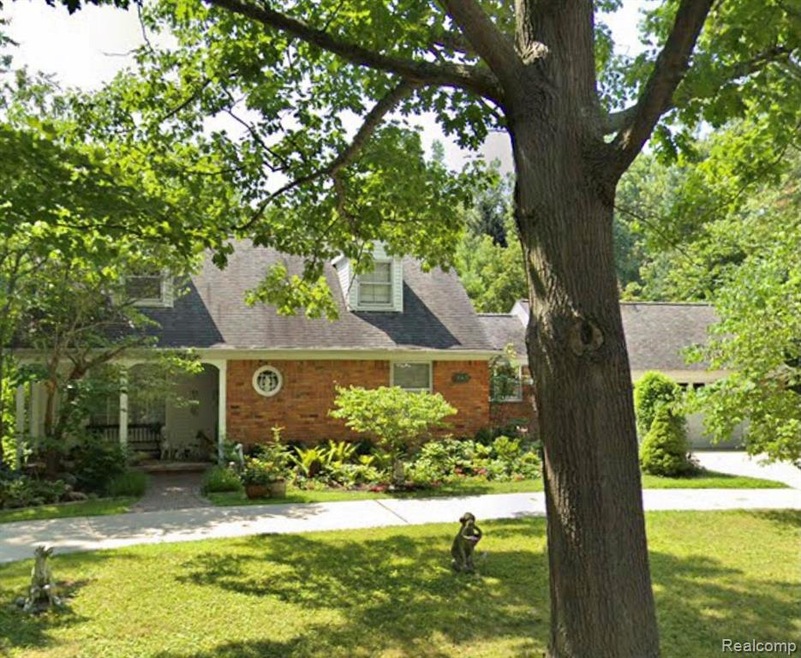 26475 Carol Ave, Franklin, MI 48025 - photo 1