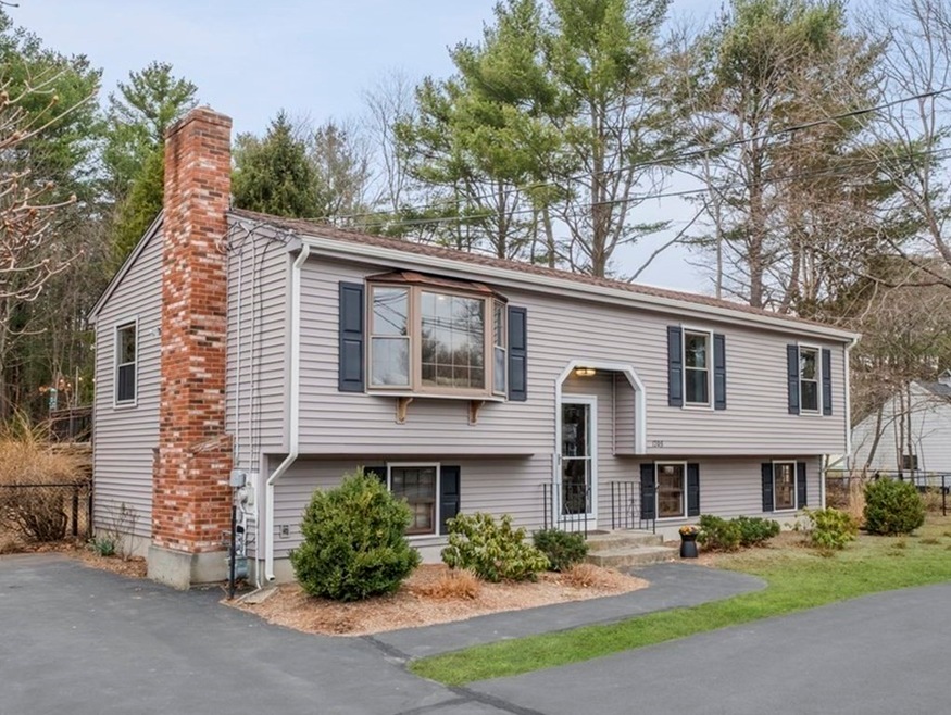 1705 West St, Mansfield, MA 02048 - photo 1