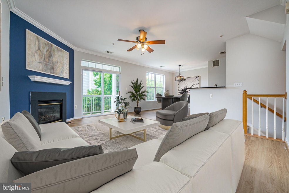 13065 Marcey Creek Rd, Herndon, VA 20171 - photo 1