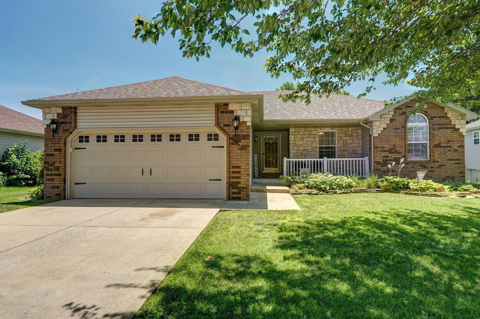 4042 W Sierra St-1