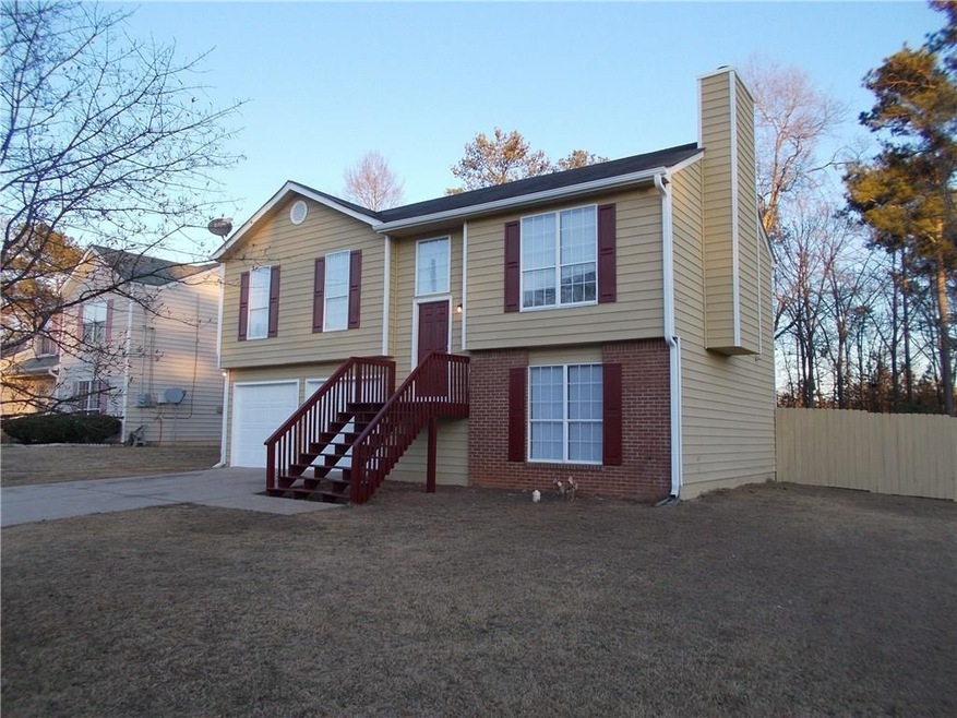 3187 Creekwood Dr, Rex, GA 30273 - photo 1