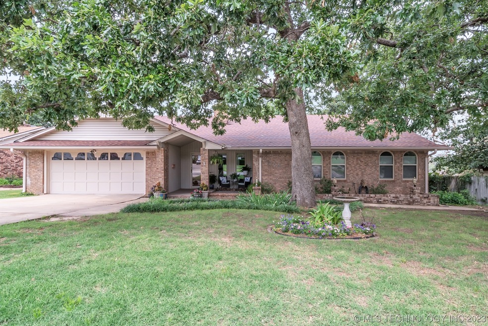 1803 Cardinal Ln, McAlester, OK 74501 - photo 1