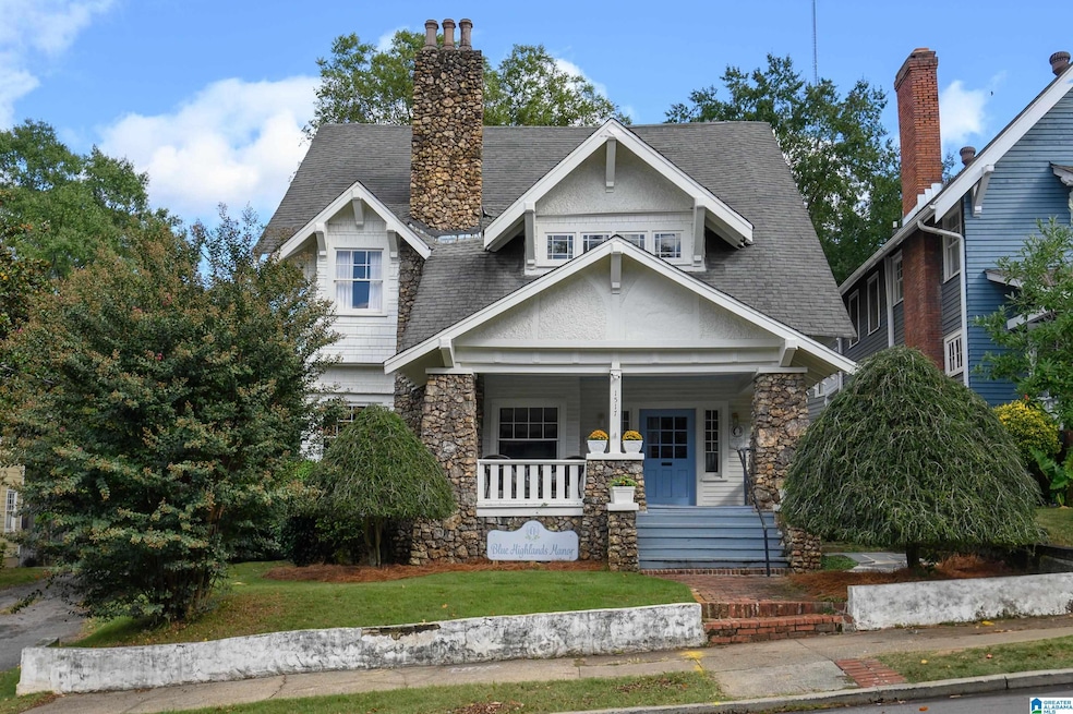 For Sale $624,900 • Co-Listing Agent