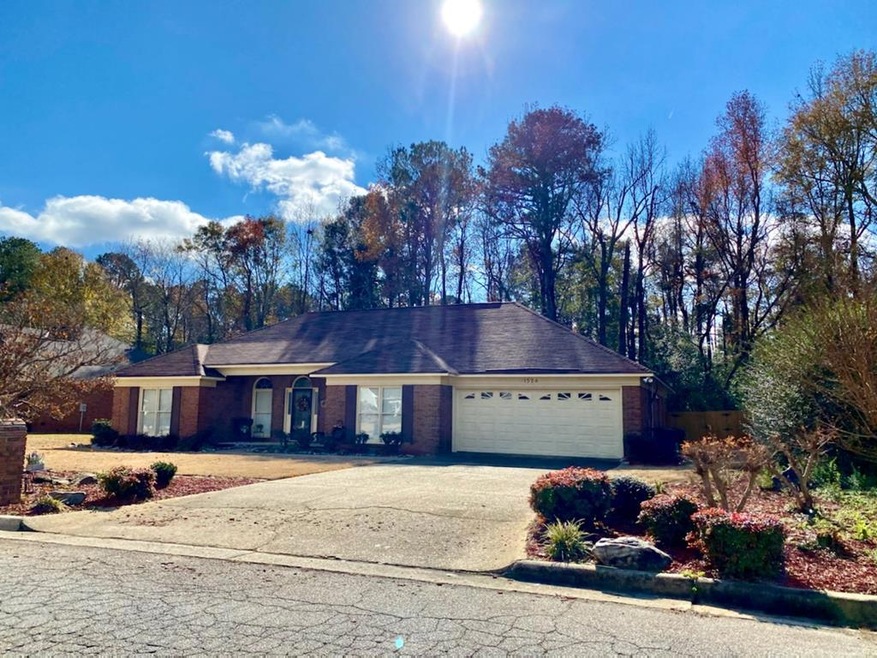 1524 Tom Buk Tu Ln, Columbus, GA 31904 - photo 1