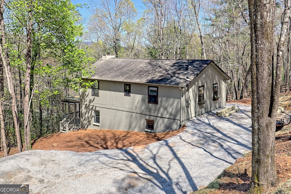 Sold $325,000