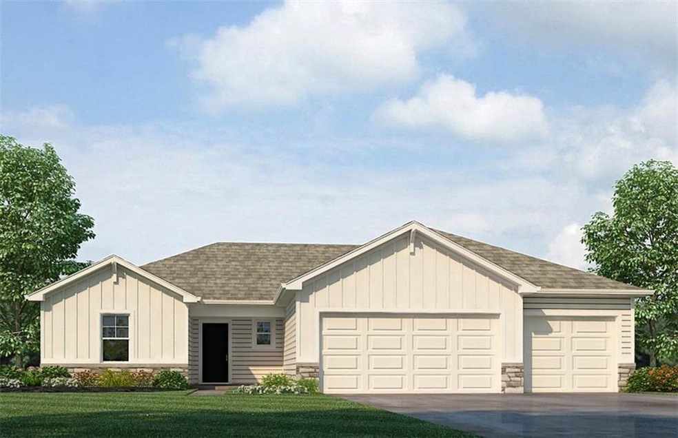 8008 NW 95th Cir, Johnston, IA 50131 - photo 1