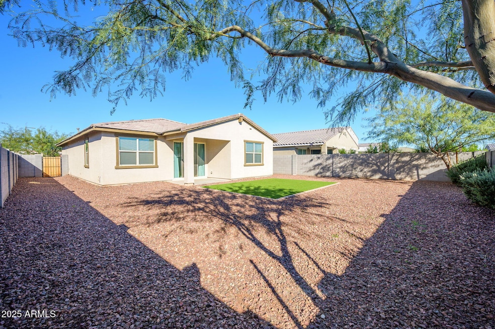 17837 W Pinnacle Vista Dr, Surprise, AZ 85387 - photo 1