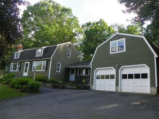 22 Woodland Dr, Townsend, MA 01469 - photo 1