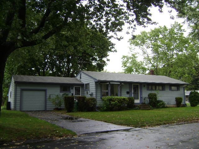 5 Perkins St, Warwick, RI 02886 - photo 1