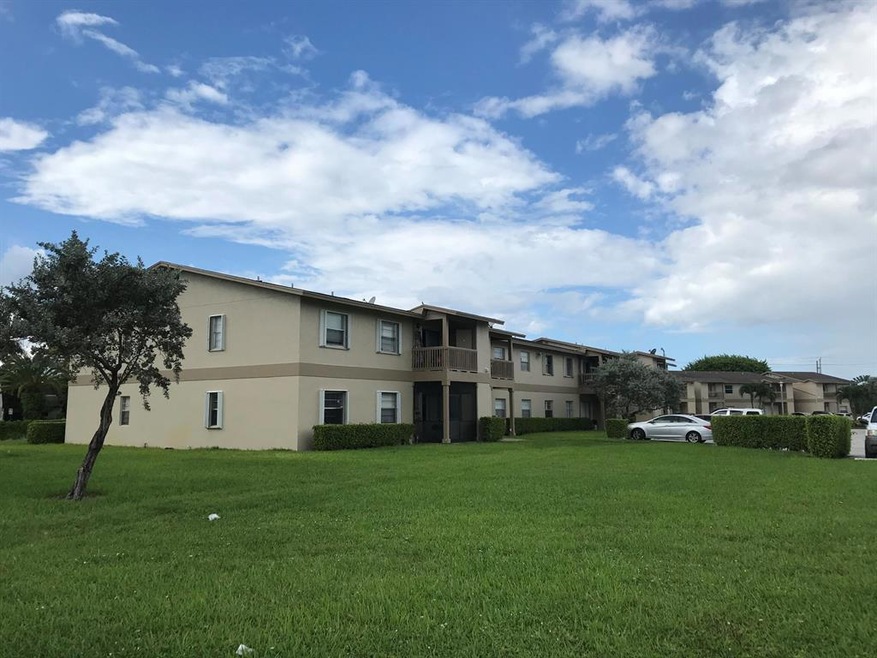 1798 Abbey Rd unit 106C, West Palm Beach, FL 33415 - photo 1