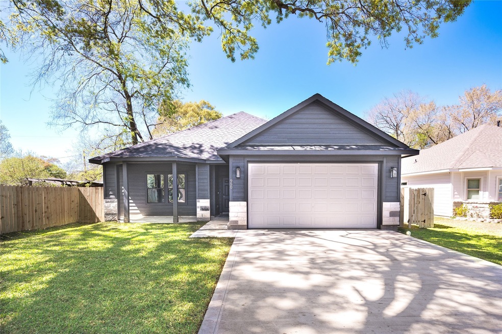 950 Junell St, Houston, TX 77088 - photo 1