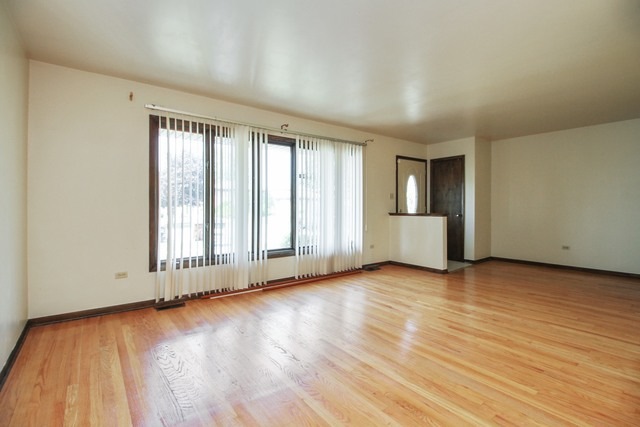 18045 Ravisloe Terrace, Country Club Hills, IL 60478 - photo 1