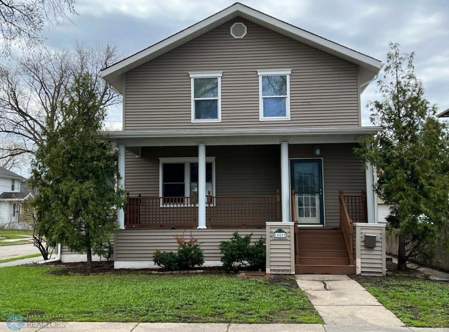 802 11th Ave N, Fargo, ND 58102 - photo 1