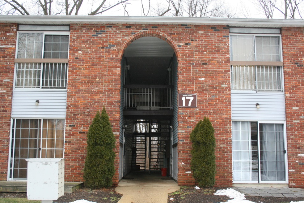 17-8 Augusta Ct unit 8, Freehold, NJ 07728 - photo 1
