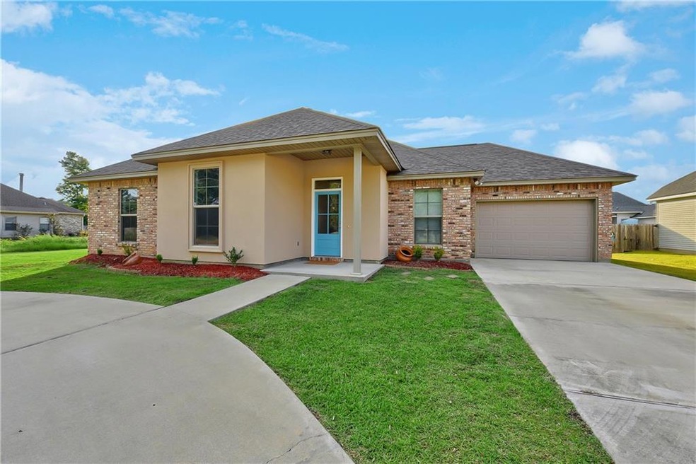 2374 Soult St, Mandeville, LA 70448 - photo 1