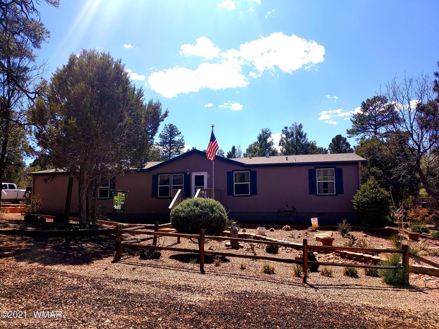 751 W White, Show Low, AZ 85901 - photo 1