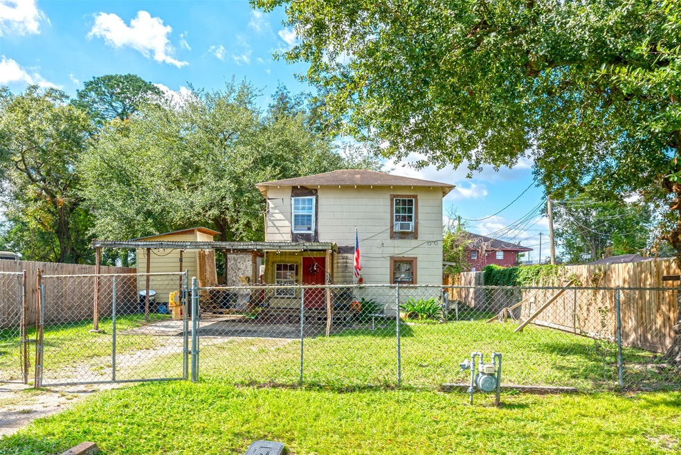 9305 Exeter St, Houston, TX 77093 - photo 1
