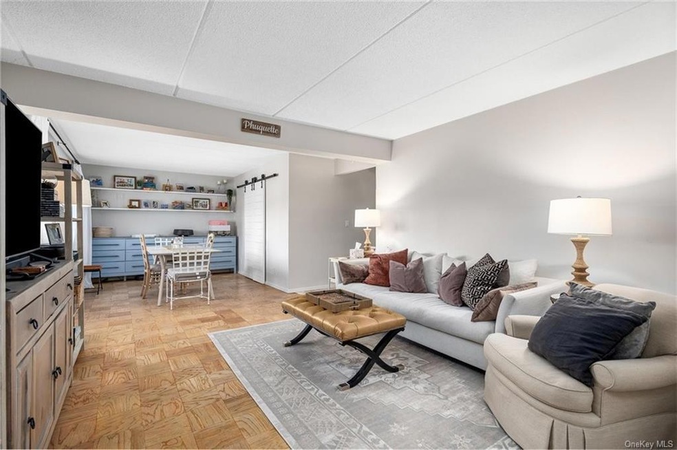 Newport Towers West unit 5U, Harrison, NY 10528 - photo 1