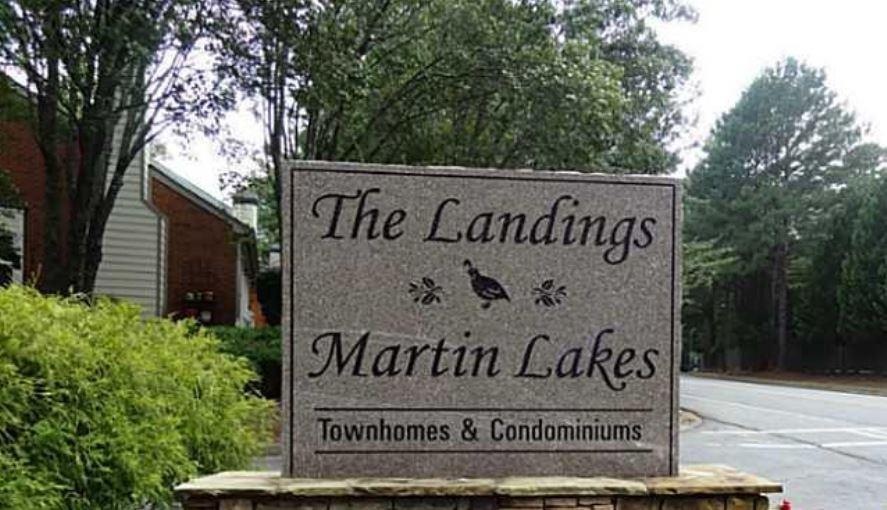 267 Quail Run, Roswell, GA 30076 - photo 1