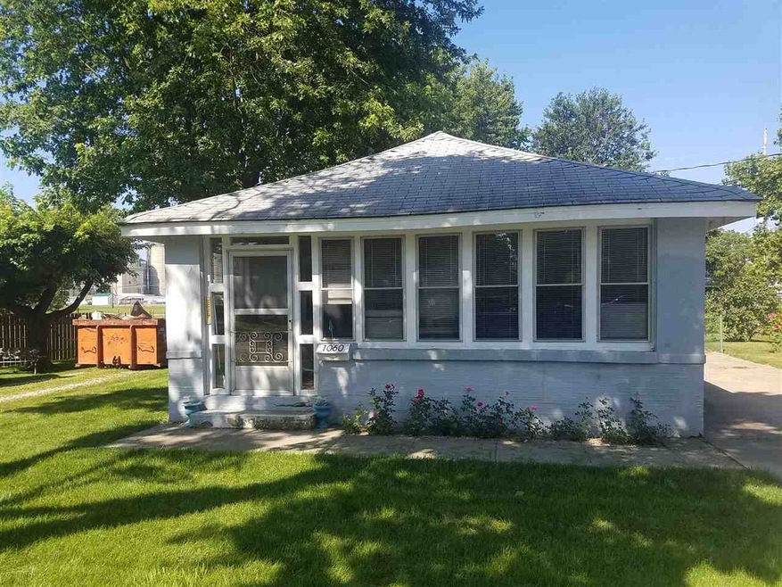 1060 Alhambra Ave, Frankfort, IN 46041 - photo 1