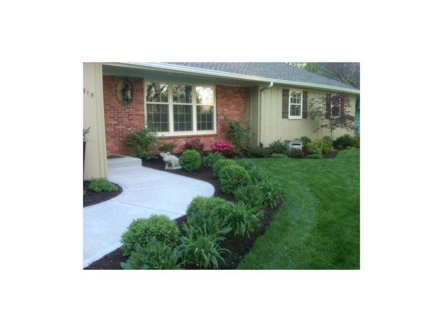 Springs brings beautiful perennials and green lush