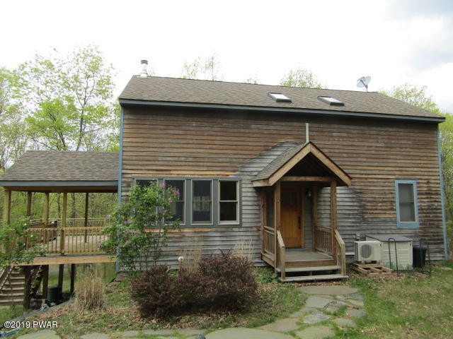 141 Hedge Hollow Ct, Greeley, PA 18425 - photo 1