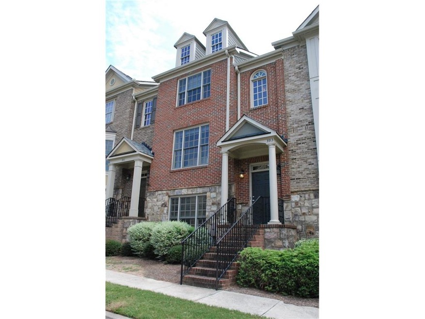 High End Townhouse on High Dove!