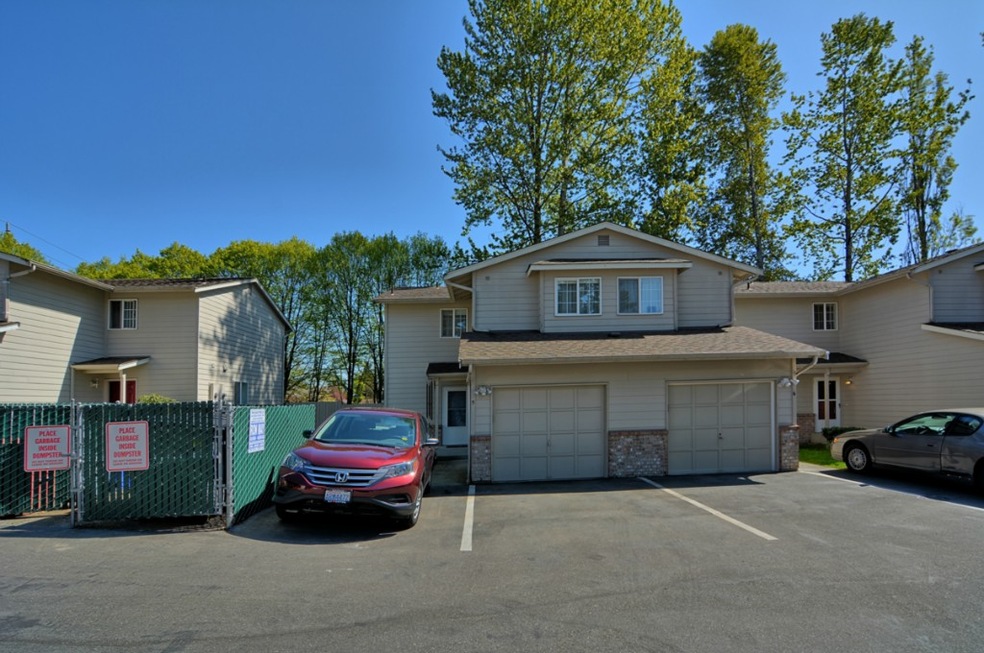 126 W Casino Rd unit 5, Everett, WA 98204 - photo 1