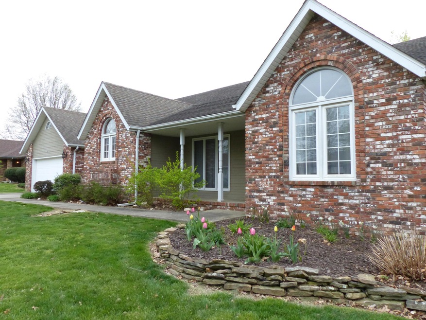 712 Wasson Dr, Nixa, MO 65714 - photo 1