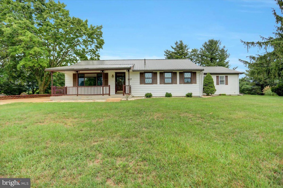 117 Maranatha Dr, Saint Thomas, PA 17252 - photo 1