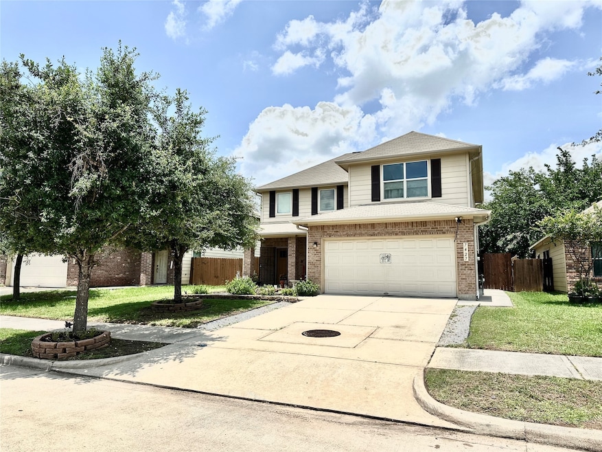 7427 Ida Wells Forest Dr, Houston, TX 77016 - photo 1