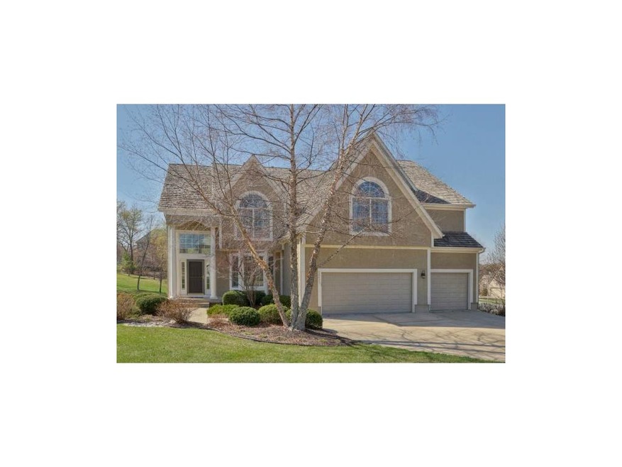 Popular Falcon Ridge neighborhood located on natio